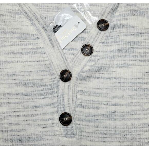Soft Surroundings Jules Thermal Top Ivory Grey Gray Ribbed Button V Neck Medium - Picture 5 of 7